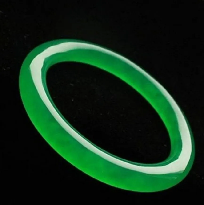 Bracelet rond en jade quartzite vert émeraude bracelet femme en jade