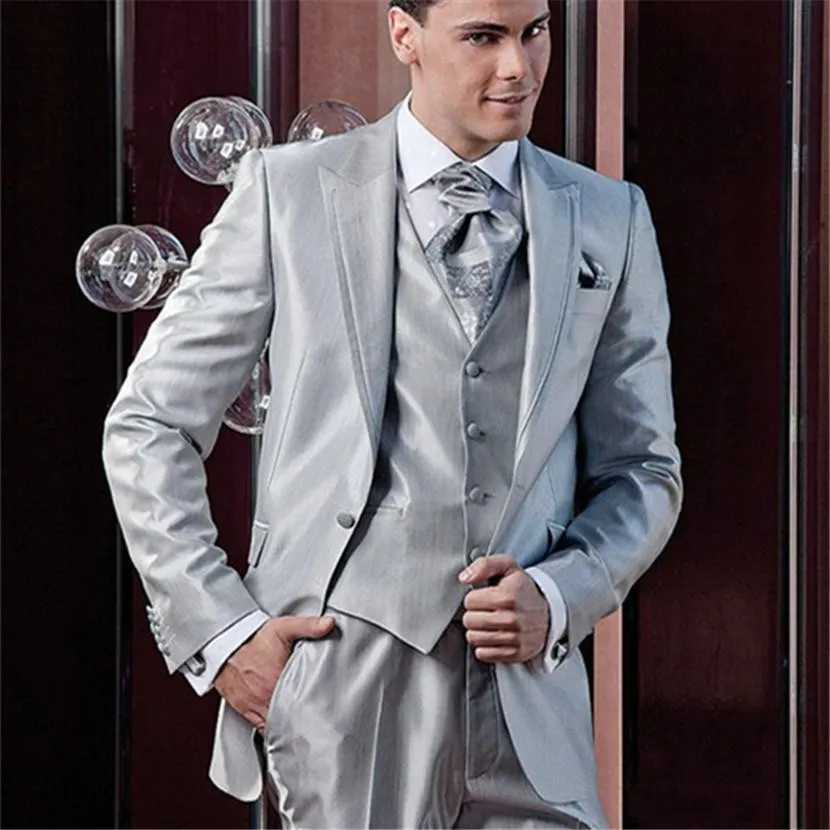 Moda Silver Grey Groom Tuxedos Peak Lapel Groomsmen Suknia Ślubna Doskonała Kurtka Mężczyzna Blazer 3 Piece Suit (Kurtka + Spodnie + Kamizelka + Kierunek) 690