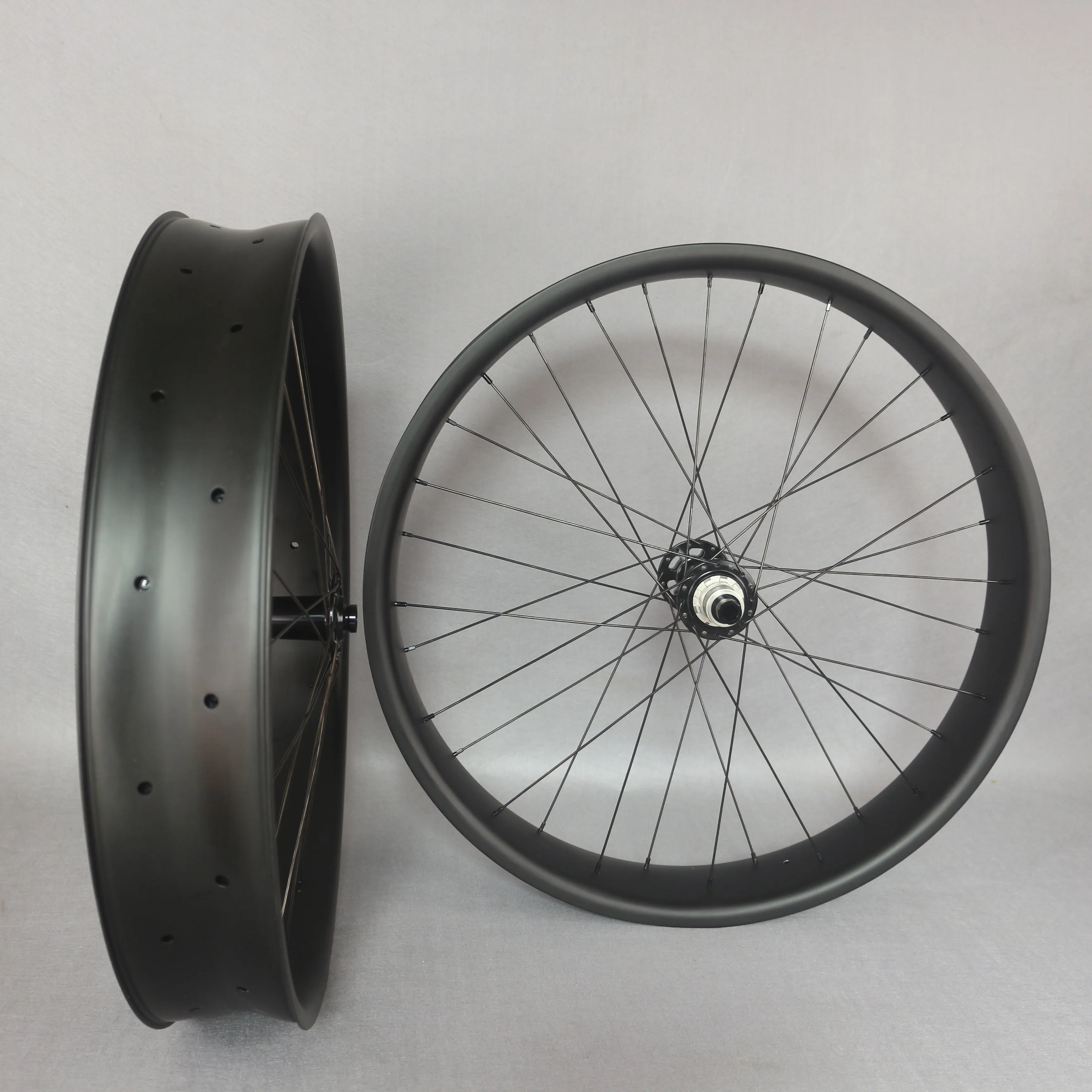 Nieuwste OEM nemchinese fabriekslichtgewicht carbon wiel set voor 700c racefiets koolstofvezel fiets wheelset carbon racefiets