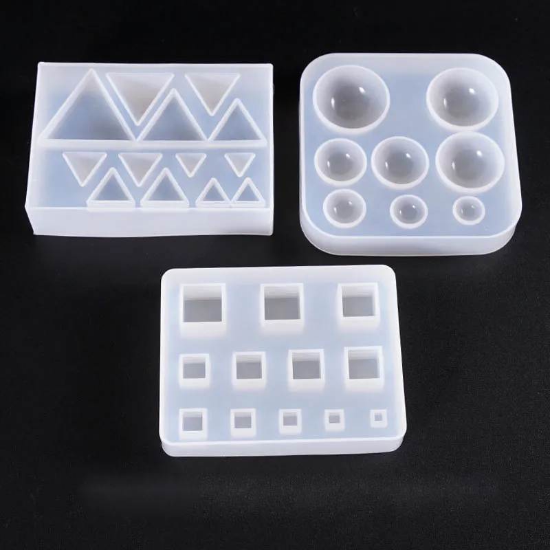 Set Di 4 Stampi In Silicone Trasparente Per Resina Fai Da Te – Forme: Sfera, Cubo, Diamante, Piramide