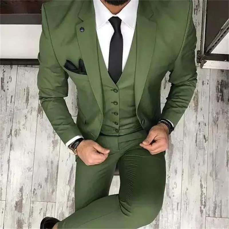 2019 Mais Recente Mens Verde Ternos Slim Fit Magro 3 Peça Smoking Do Noivo Do Blazer Do Baile de Finalistas Do Partido Do Terno Masculino