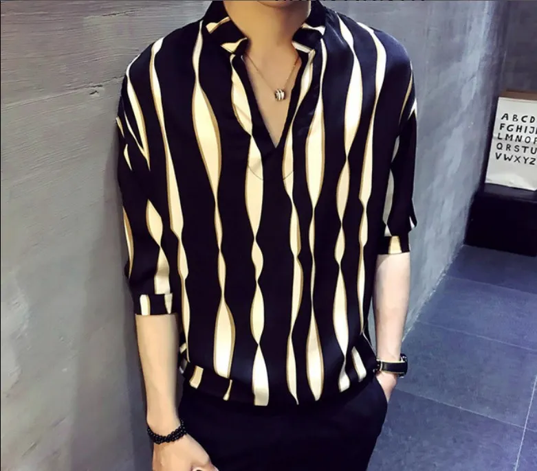 Summer Men's Loose Stripes Half Sleeve Shirt Korean Version V - Neck Cuff Handsome Middle Sleeve Shirts