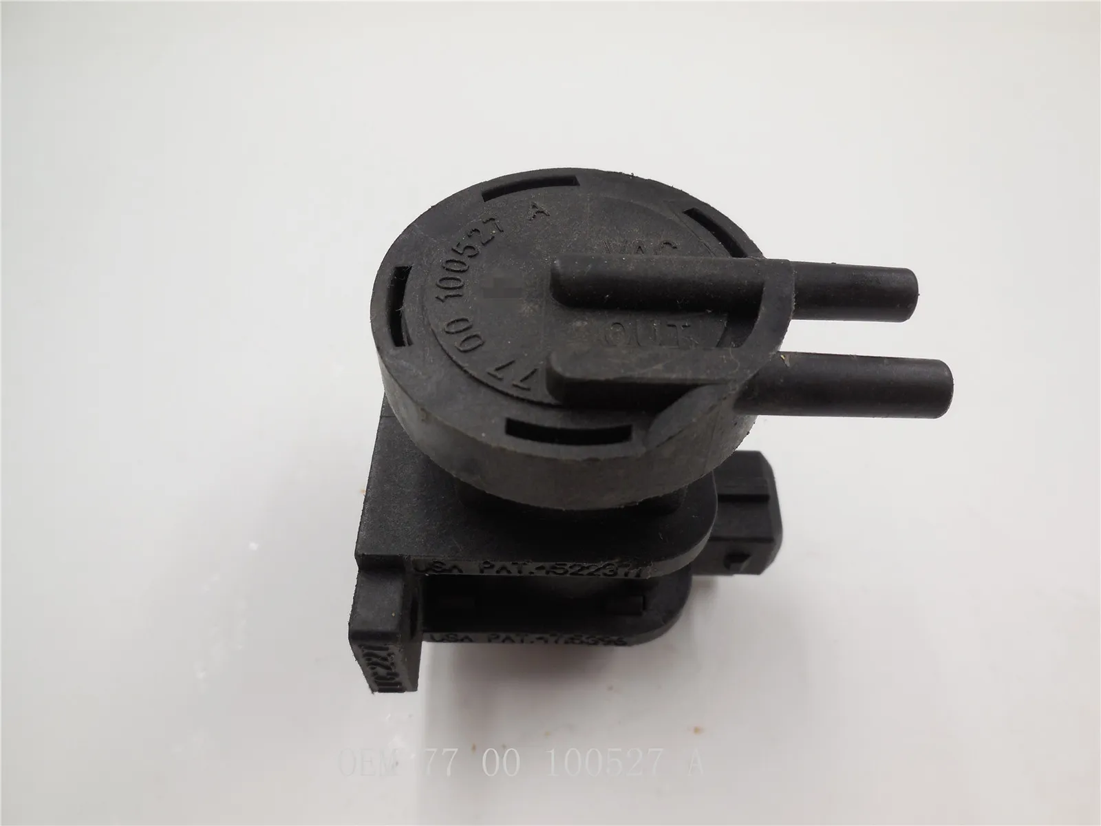 OEM 700100527A,77 00 100527 A Vacuum idle valve For Renault
