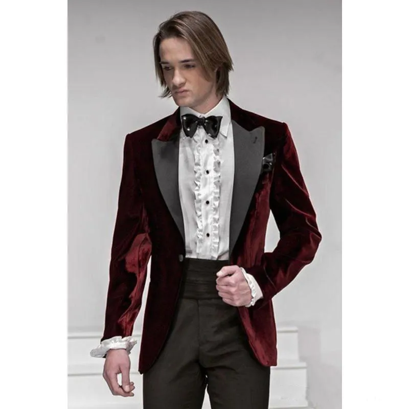 Neues klassisches Design, dunkelroter Samt-Bräutigam-Smoking, Trauzeugen-Bester-Mann-Anzug, Herren-Hochzeitsanzüge, Bräutigam-Anzüge (Jacke + Hose + Krawatte) 102