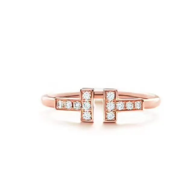 Grossist-lyxsmycken 316L ringar i rostfritt stål för kvinnor Öppna diamantringar Designer Letter T Style Bröllopsring i roséguld