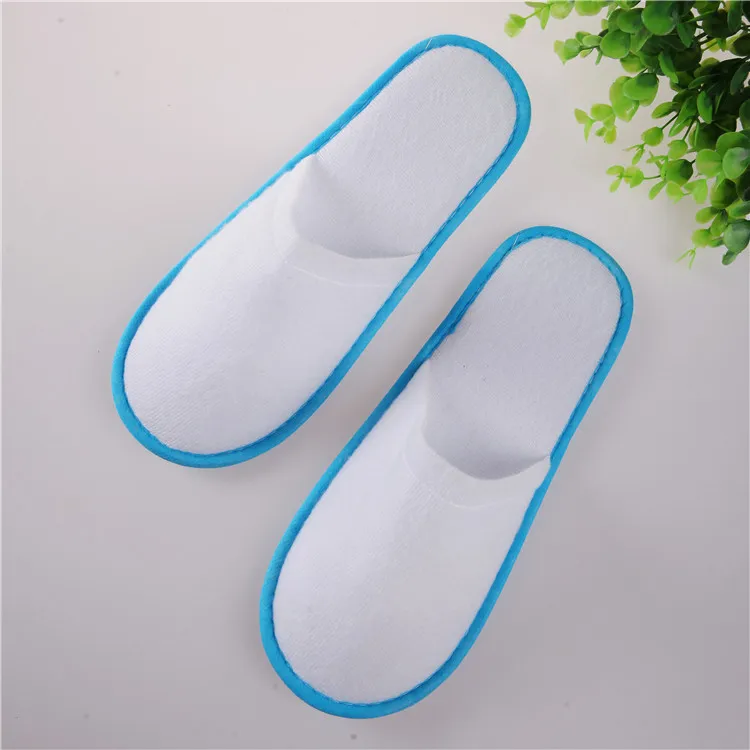 Hot Sale-Er Hotel One-Time Soft Tofflor Män Kvinnor Flip Flops Vit Sandaler Inomhus Babouche Travel Skor Billiga Gratis frakt