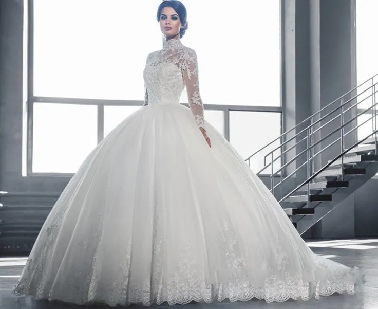 Modest Puffy Skirt Ball Gown Princess Wedding Dresses Bridal Gowns High Neck Illusion Long Sleeves Lace Appliques Small Train