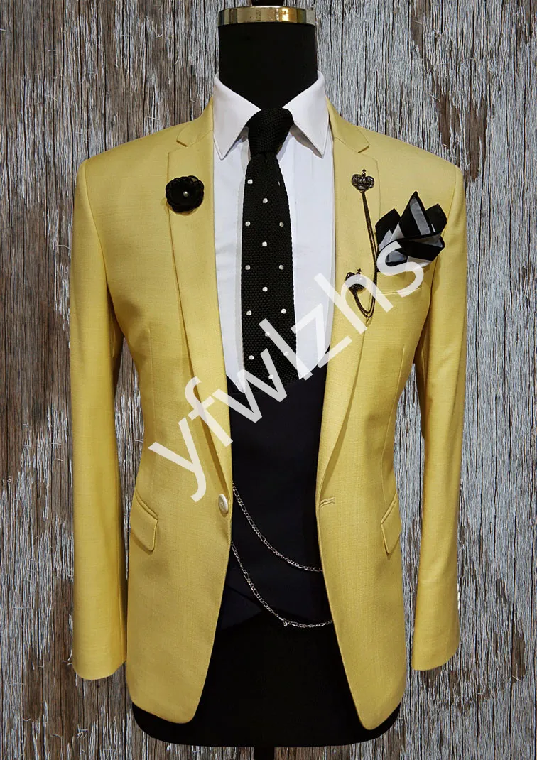 Custom-made Notch lapela Groomsmen Um botão do noivo smoking Homens ternos de casamento / Prom / Jantar melhor homem Blazer (jaqueta + calça + gravata + Vest) W259