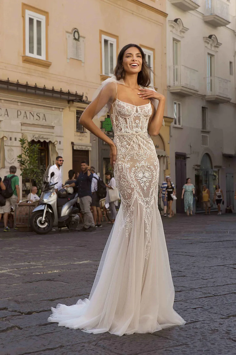 Berta 2021 Abiti da sposa Senza spalline Applicazioni in pizzo Sirena Abiti da sposa Aperto sul retro Sweep Train Abito da sposa Robe De Mariee289G