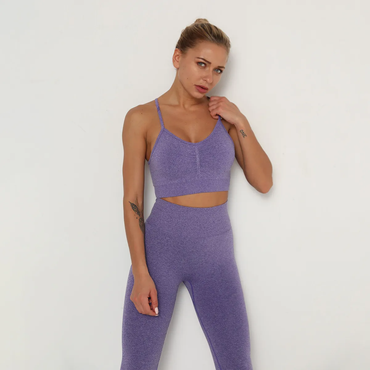 Ensemble de yoga soutien-gorge de sport et Leggings femmes vêtements de sport sans couture entraînement Fitness vêtements de sport Fitness costume culotte de hanche