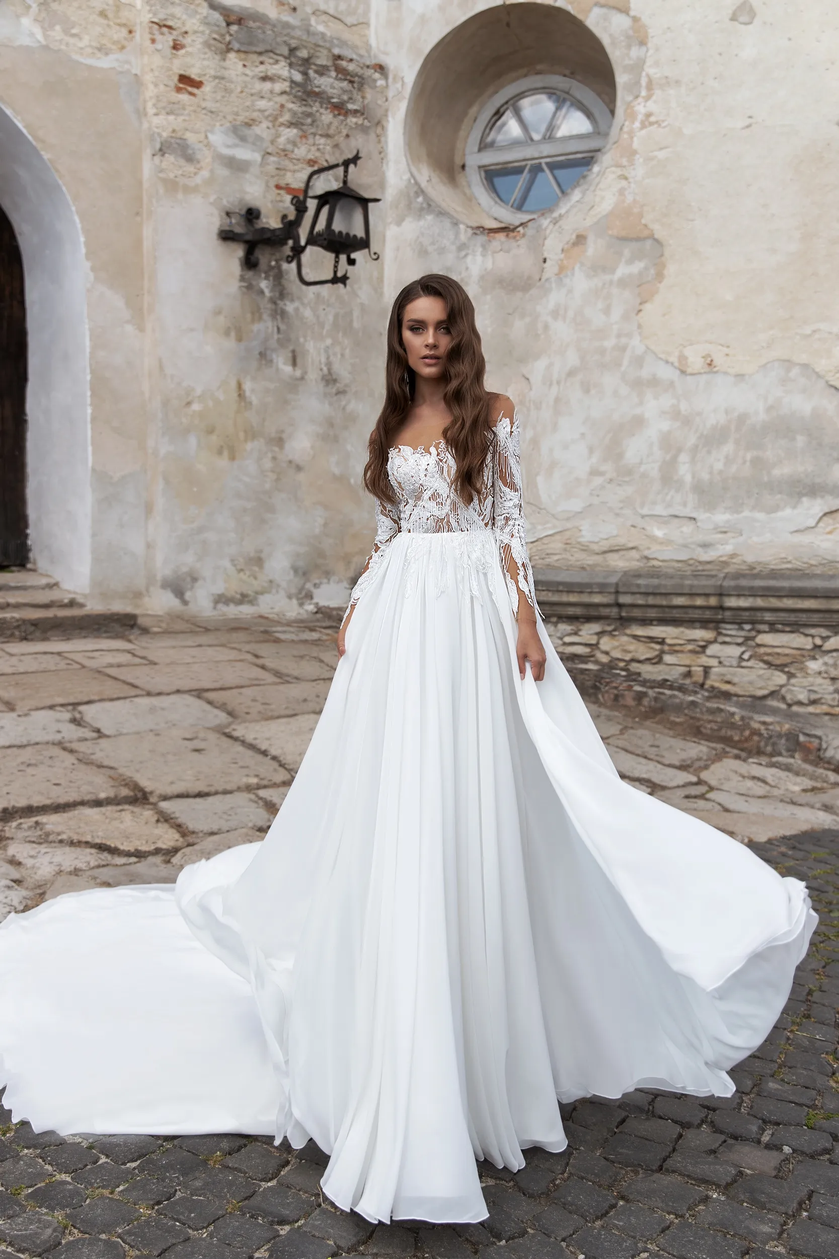 long sleeve wedding dress size 8 Atelier Pronovias Soleil