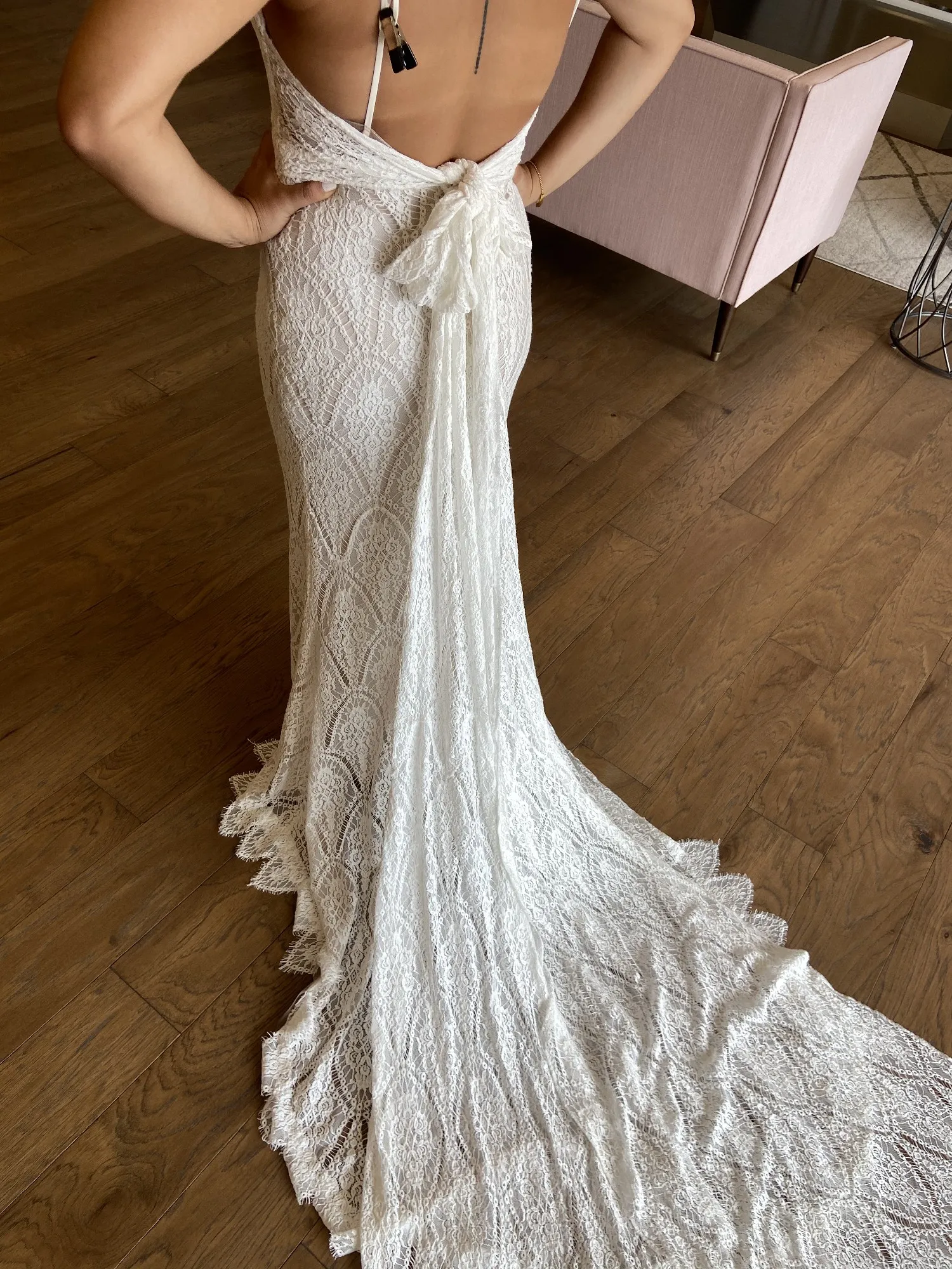 Bohemian Lace Fit-n-Flare Lace mermaid wedding dress 2020 with Scalloped Bow Tied Train, Deep V-Neck, and Open Back - Vestidos de Novia