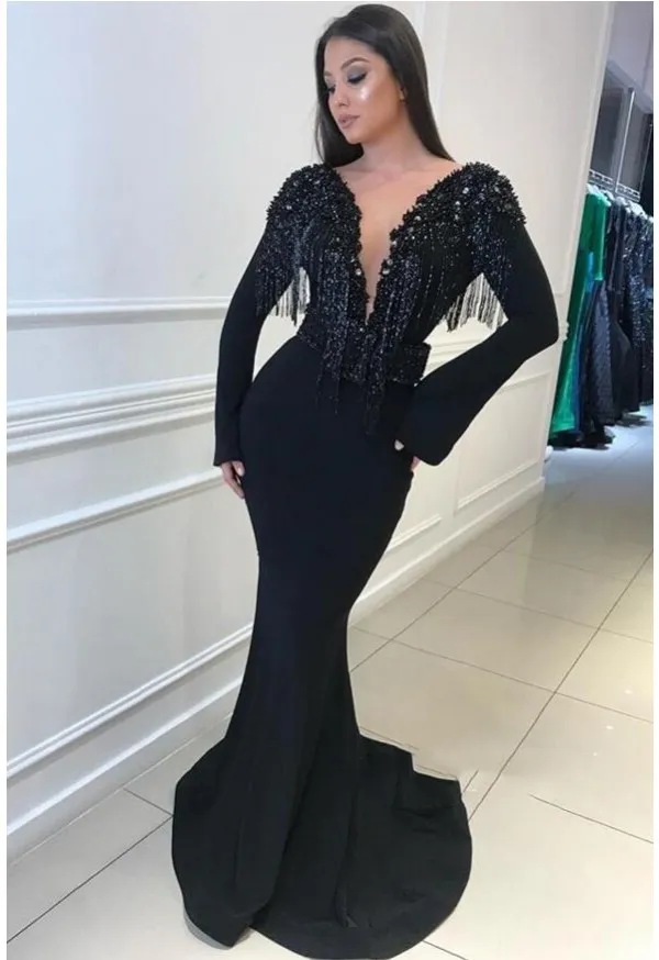 2020魅力的な黒の長袖人魚の深いVネックのビーズタッセルボディスウエディングガウンウエディングドレスセクシーな背中のエレガントなイブニングドレス