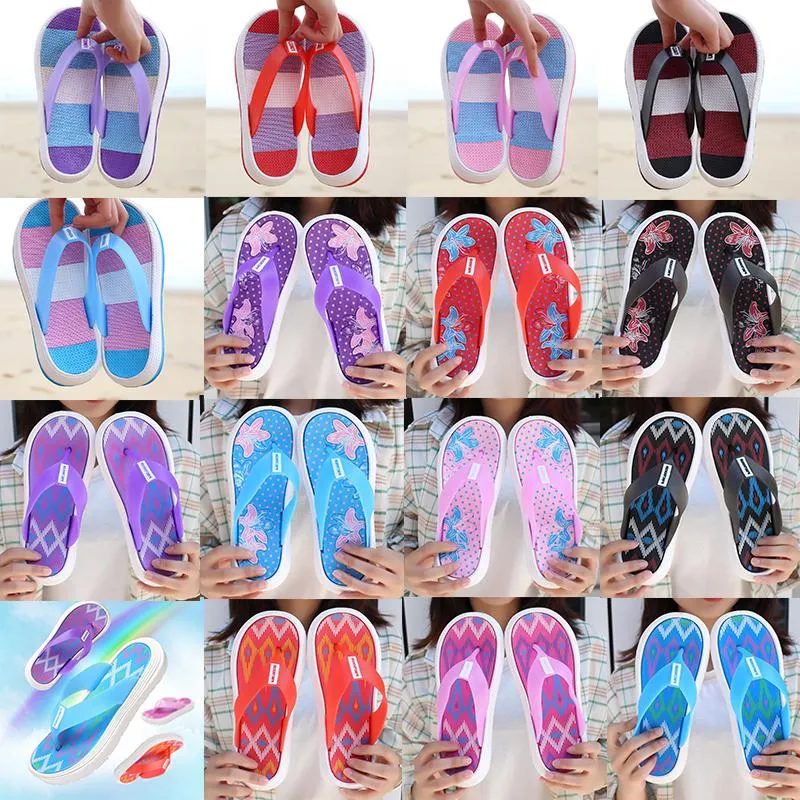 High Quality Rubber Sandals New Floral brocade ladies Fashion Slippers Red White Gear Bottoms Flip Flops Womens Slides Casual Flats slipper