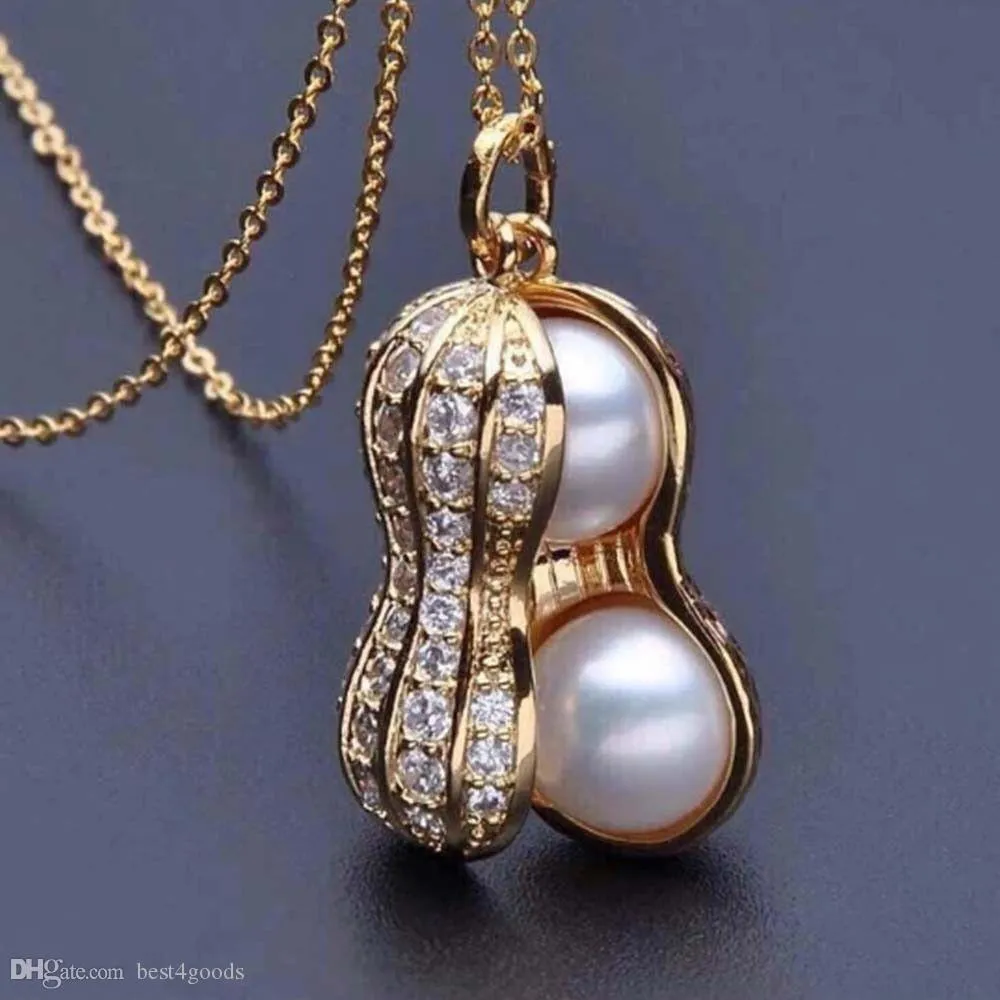 Collane con ciondolo di arachidi di perle Collana a catena Nuovi gioielli di moda Collana girocollo con ciondolo a forma di bavaglino in cristallo
