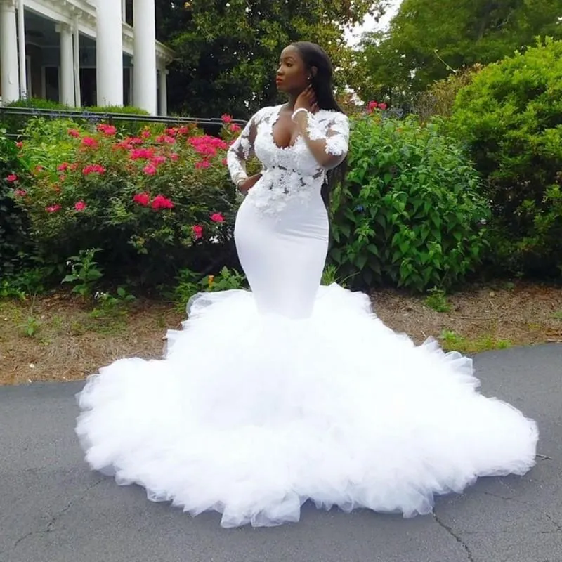 Afryki Syrenki Suknie Ślubne Ruffles 3d Koronkowe aplikacje Plus Size Sukienka ślubna Illusion Długie Rękawy Suknie Ślubne Vestidos De Novia