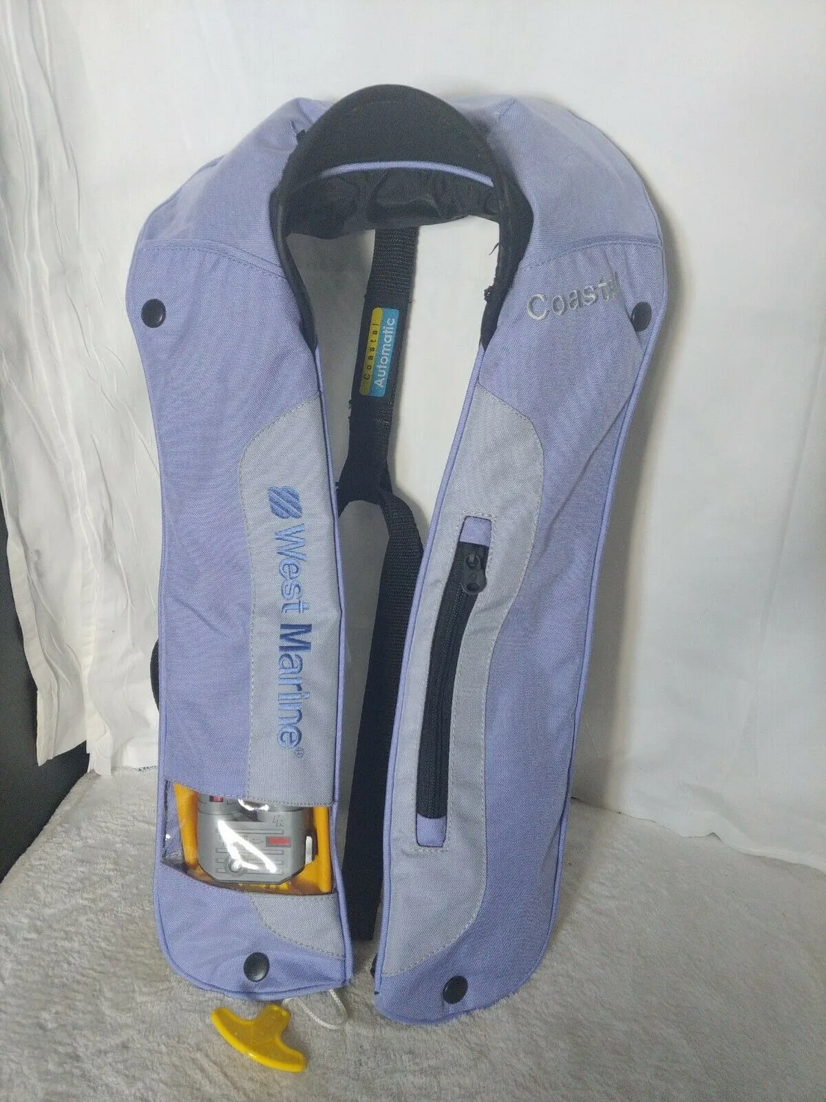 west marine coastal automatic inflatable life jacket