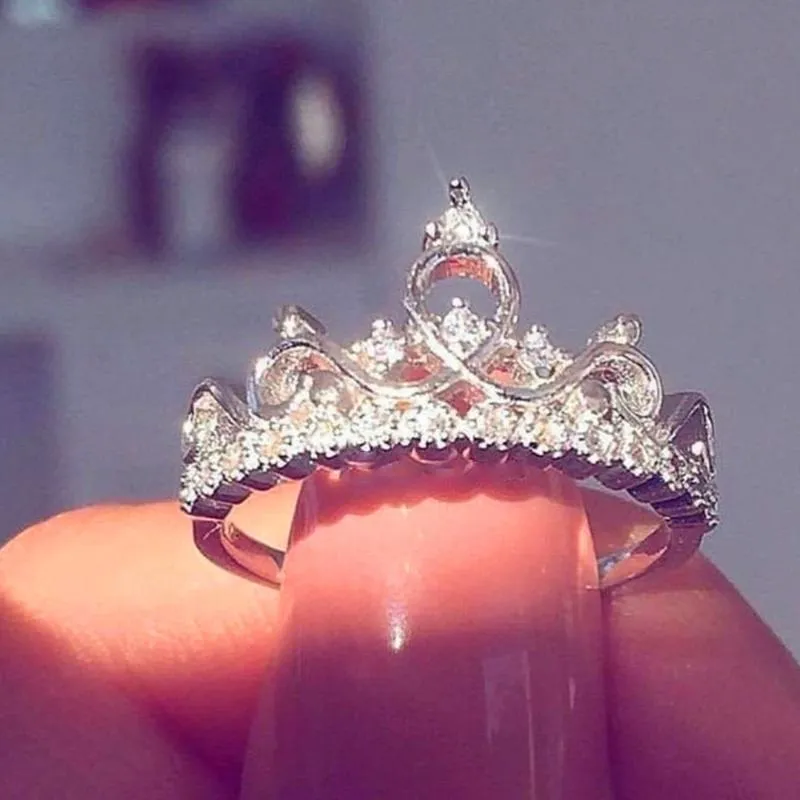 Słodkie kobiece damskie mała korona cyrkon pierścień moda róża złoty obrączka Elegancka miłość królowa pierścienie zaręczynowe dla kobiet