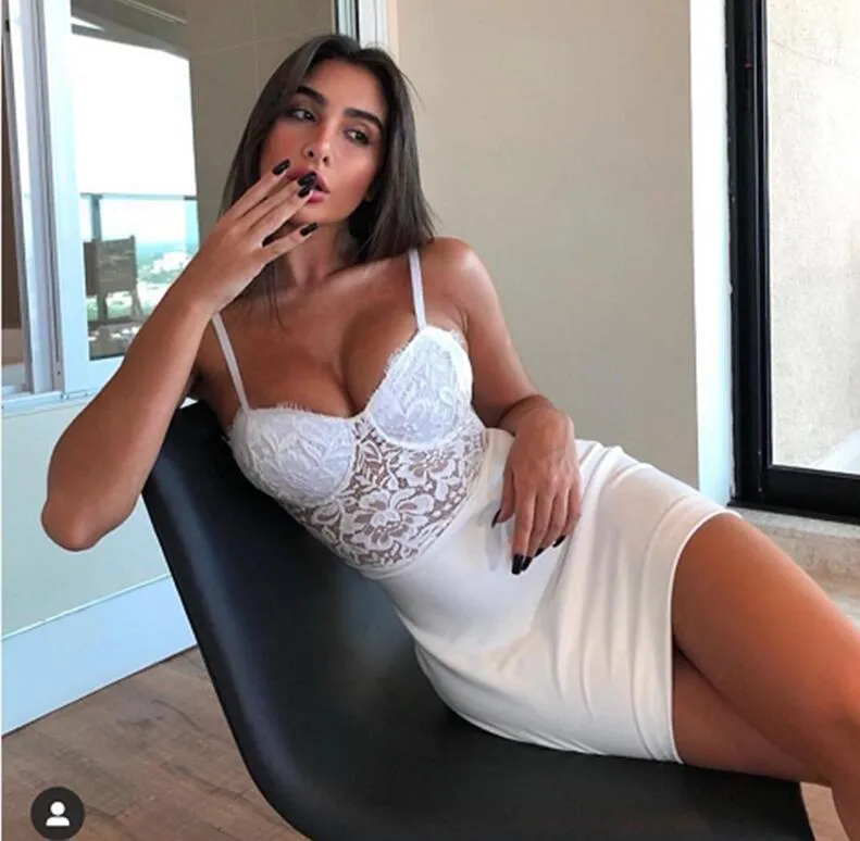 Livraison gratuite été mode Sexy col en V sangle blanc dentelle robe de pansement 2020 concepteur élégant soirée robe de soirée Vestido