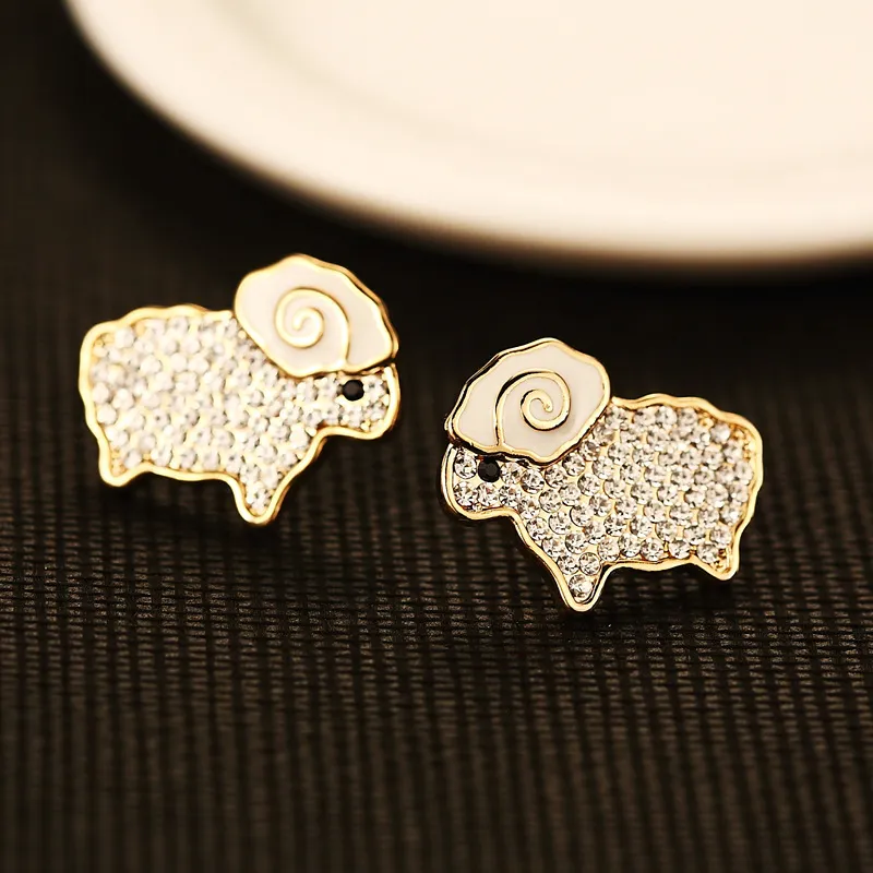 2020 Korean fashion luxury full diamond cute lamb earring jewelry 18K gold plated female earrings personality trend party earring gift