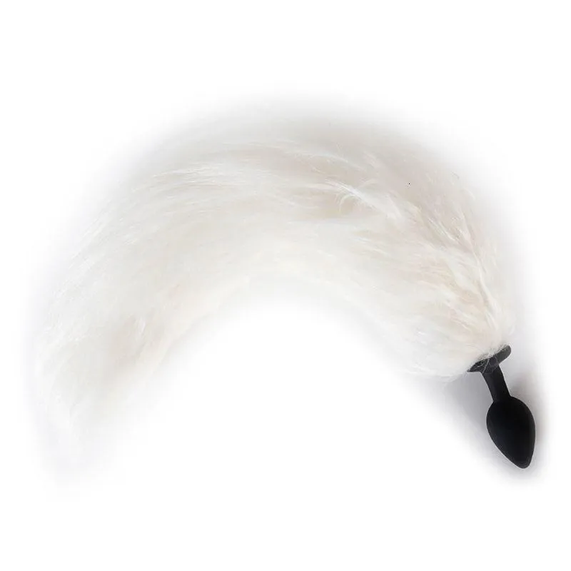 wolf tail anal plug „come around“ main image 0