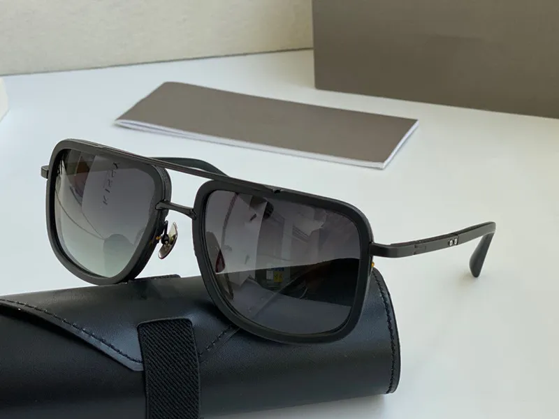 Summer style Sunglasses For Men and Women Anti-Ultraviolet Retro Square Plate Plank Frame mach fashion Eyeglasses one Random Box