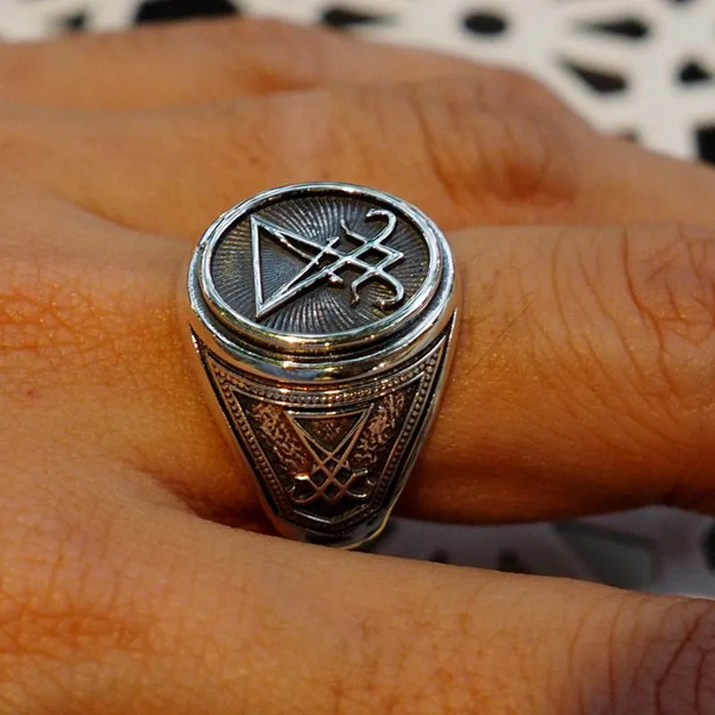 الفضل اللون الفضي الخاتم سيجيل من لوسيفر الدائري للرجال ختم الشيطان الغيبيات ذكر مجوهرات