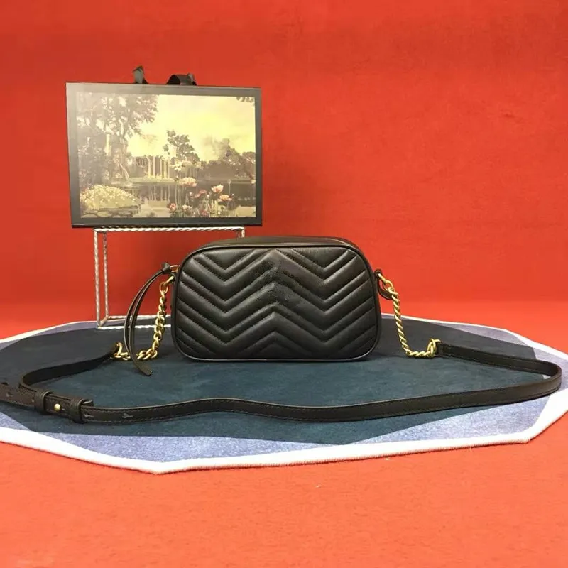 Mormon Crossbody Väskor Kvinnor Handväskor Purses Chain Shoulder Bags Good Quality Cowhide Leather Classic Hot Sale Style Ladies Camera Bag