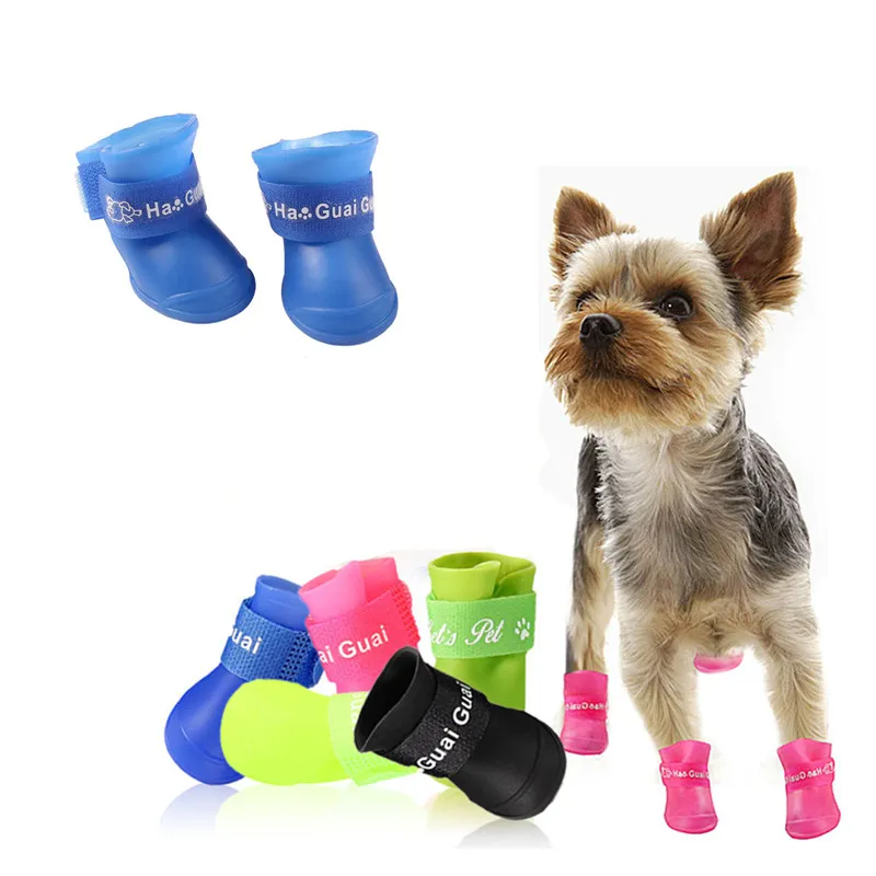 4PC / Set Pet Hund Skor Vattentät Regndjur Skor för hundvalp Gummi Stövlar Candy Color Puppy Shoes Pet Products