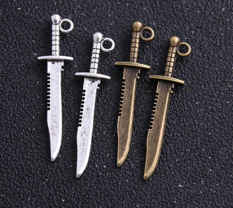 Hot 200pcs Vintage Style Bronze Silver Zinc Alloy Knife Charms Necklace Pendant For Jewelry Making 10x43mm