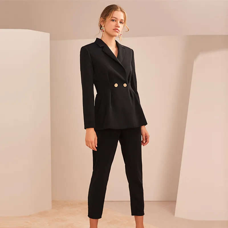 Discover 144+ stylish womens suits