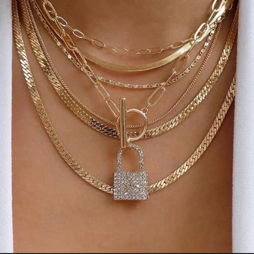 Iced Out Pendant Lock Necklaces New Fashion Design Personalized Multi Layer Choker Necklace for Girls Women Rhinestone Hip Hop Jewelry Gift