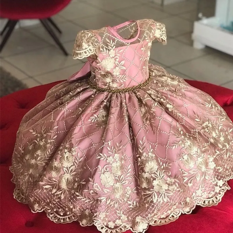 Vestido de crochê para princesas de 1 a 2 anos 