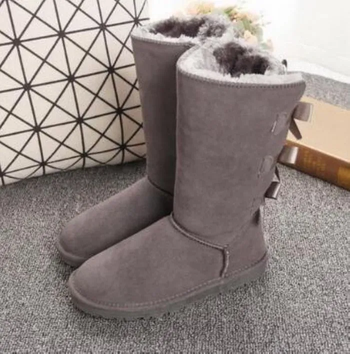 EXPÉDITION RAPIDE Nouveau 7803 bottes de designer Australie femmes fille bottes de neige de luxe classique nœud papillon cheville Demi arc botte de fourrure hiver noir Châtaigne