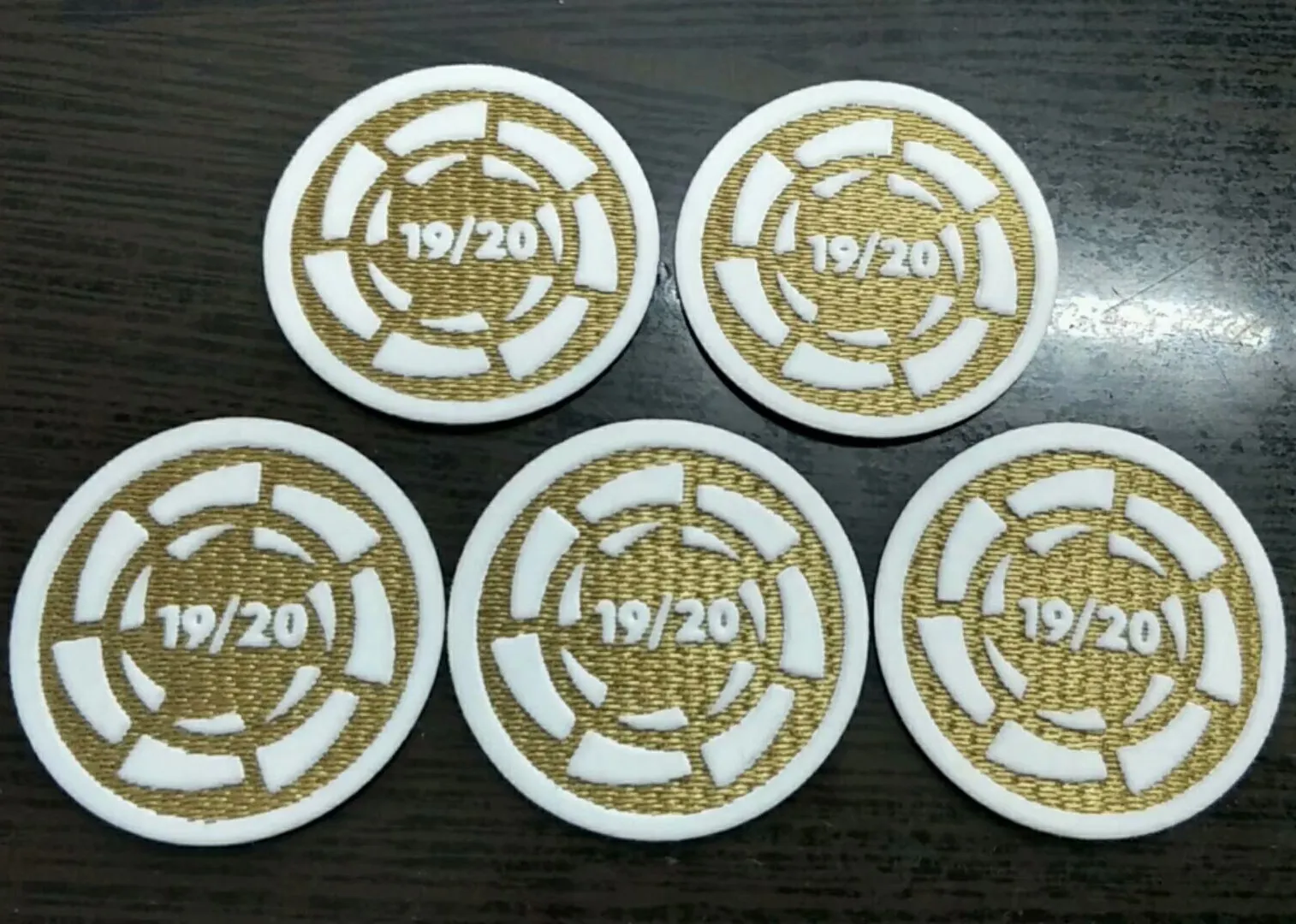 Patch Real Madrid – Liga 2023/2024 + Winner – Neuf – Fabriqué En Espagne