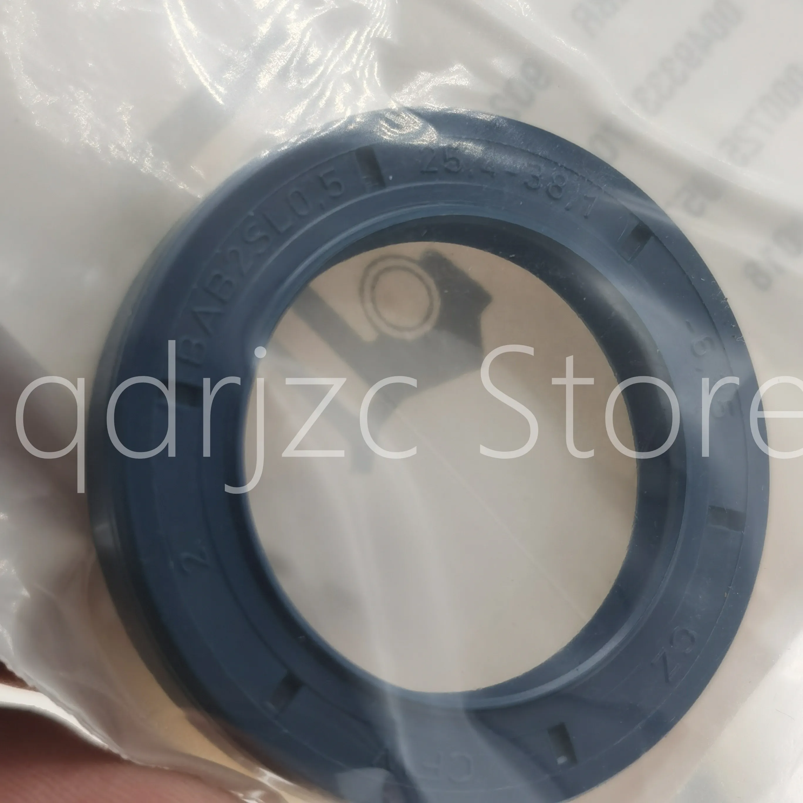 Metric Oil Shaft Seal 25 x 32 x 6mm Single Lip Price for 1 pc