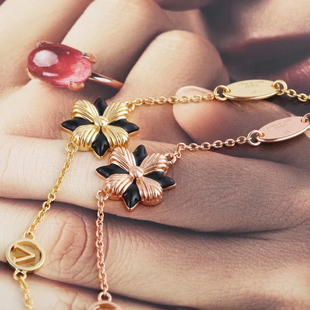 Louis Vuitton Blooming Strass Sautoir Necklace Nepal | Ubuy