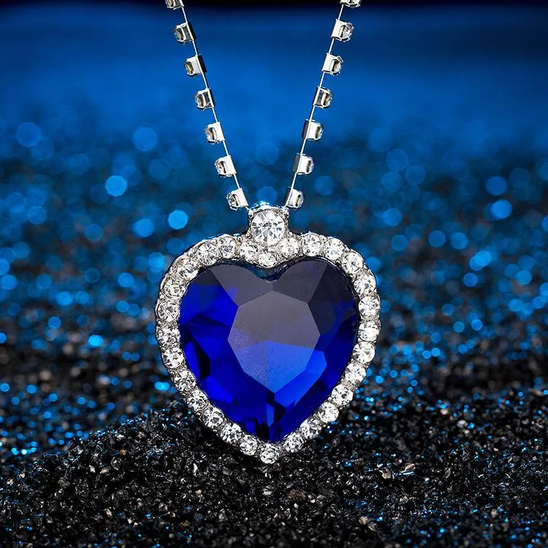 Hot Selling Titanic Necklace The Heart Of The Ocean Diamond Necklace Crystal chain luxurious heart Pendant Necklaces for Women