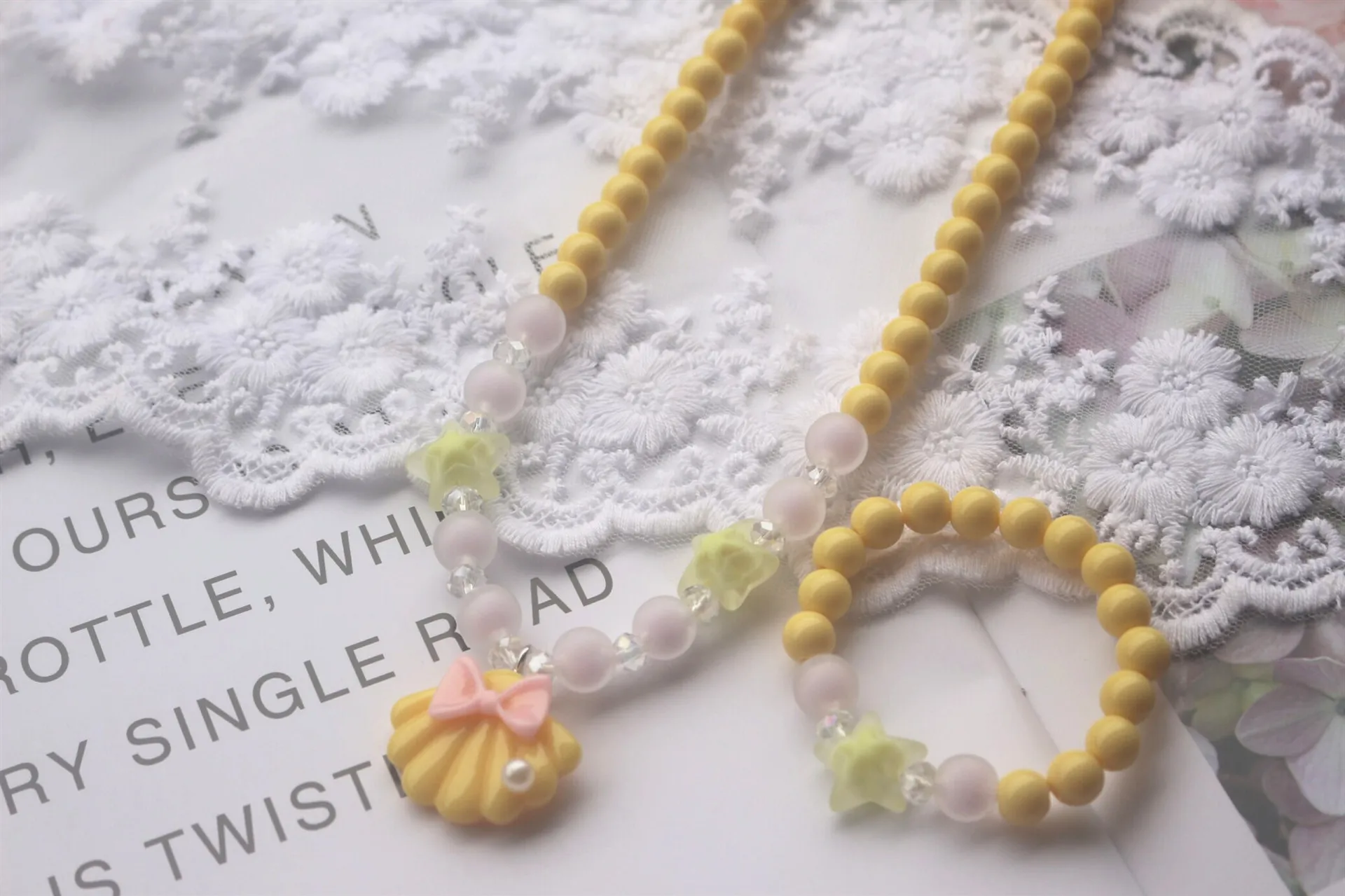 Fille Enfants Bijoux Coreenne Nouvelle Fille Collier Enfants Bracelet Accessoires Bonbons Perle Bebe Shell Collier Bracelet Bijoux Cadeau De Noel Du 1 07 Dhgate Fille Enfants Bijoux Coreenne Nouvelle Fille Collier Enfants Bracelet Accessoires Bonbons Perle Bebe Shell Collier Bracelet Bijoux Cadeau De Noel Du 1 07 Dhgate