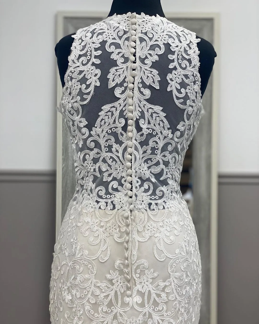 slim fit dress slacks Lace Bridal Wedding Dresses 2026 for Women Sexy Mermaid/Trumpet V-Neck Long Sleeves Floor-Length Beach Wedding Gowns with Split Side, Ivory