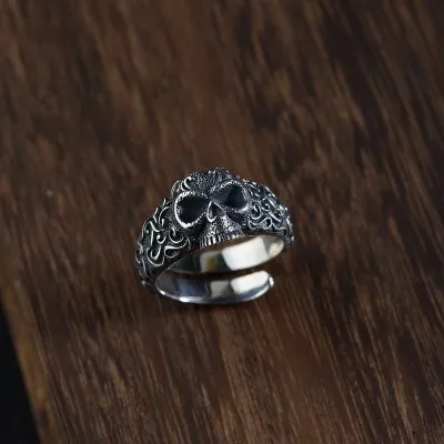 Theo fennell skull discount ring