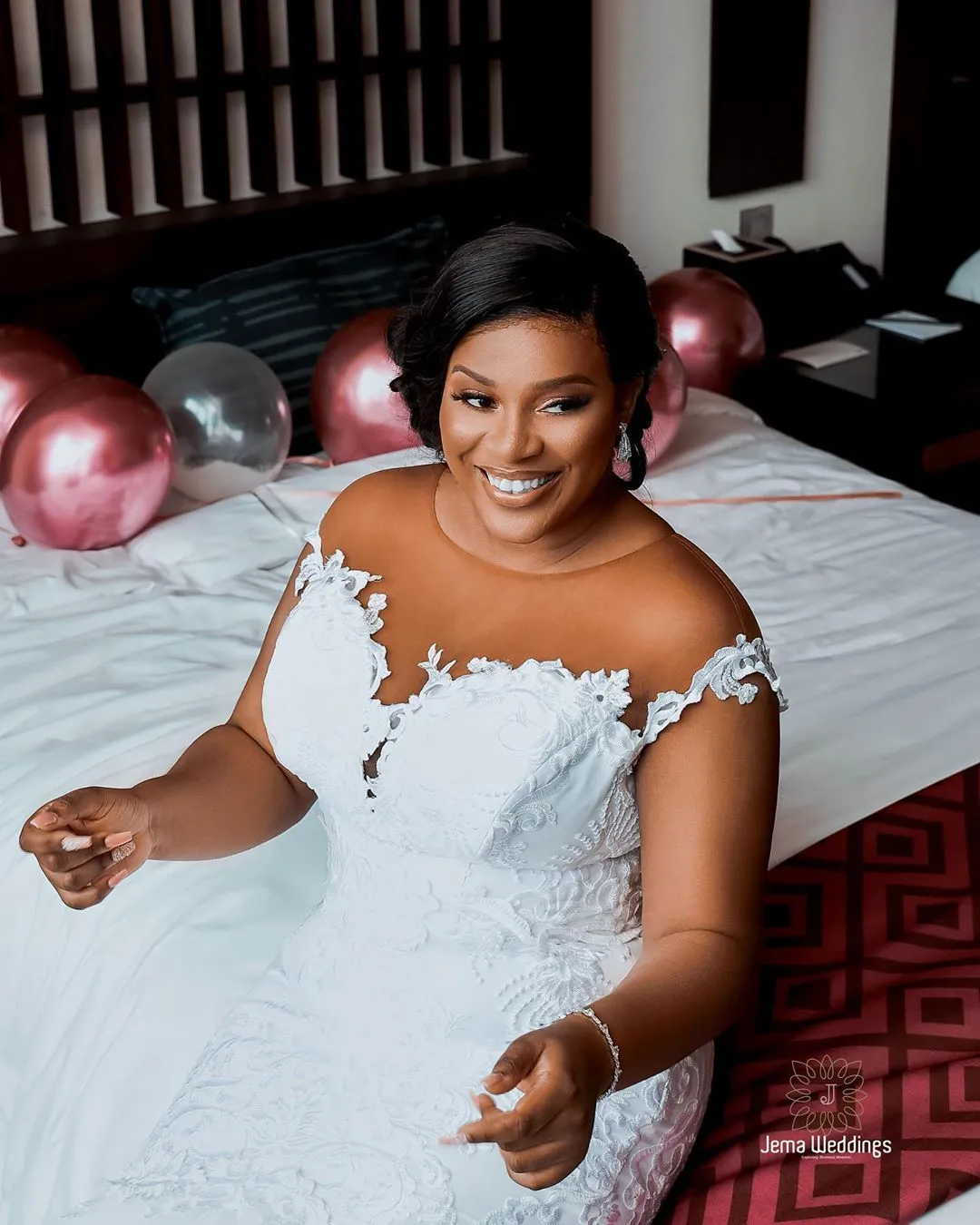 Plus Size Arabic Aso Ebi Mermaid Lace Vintage Wedding Dresses