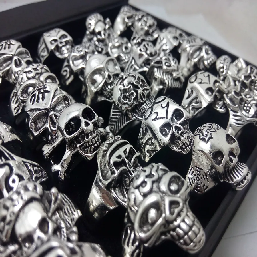 Partie hurtowe 100 sztuk mężczyźni pierścienie z czaszką 2020 nowy Gothic Biker Punk fajne pierścionki hurtownia biżuterii Lot