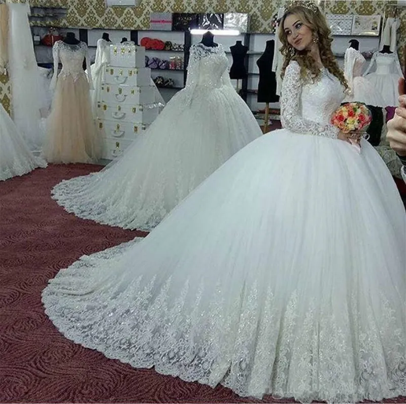 2021 Vintage Księżniczka Koronki Suknie Balowe Suknie Ślubne Ilusion Jewel Dekolt Dekolenie Z Długim Rękawem Sukienka Train Plus Size Suknie Ślubne Szata De Mariage