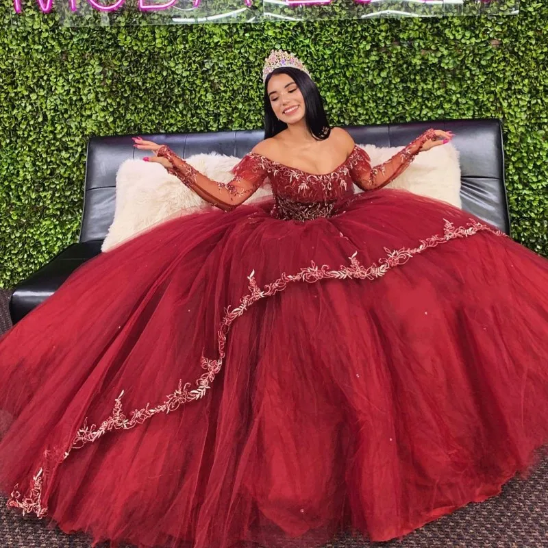 وهم كم طويل فساتين Quinceanera عنابي تول المتدرج الأميرة الكرة بثوب مطرز الدانتيل متابعة الحلو 16 ثوب جديد فساتين السهرة 2021