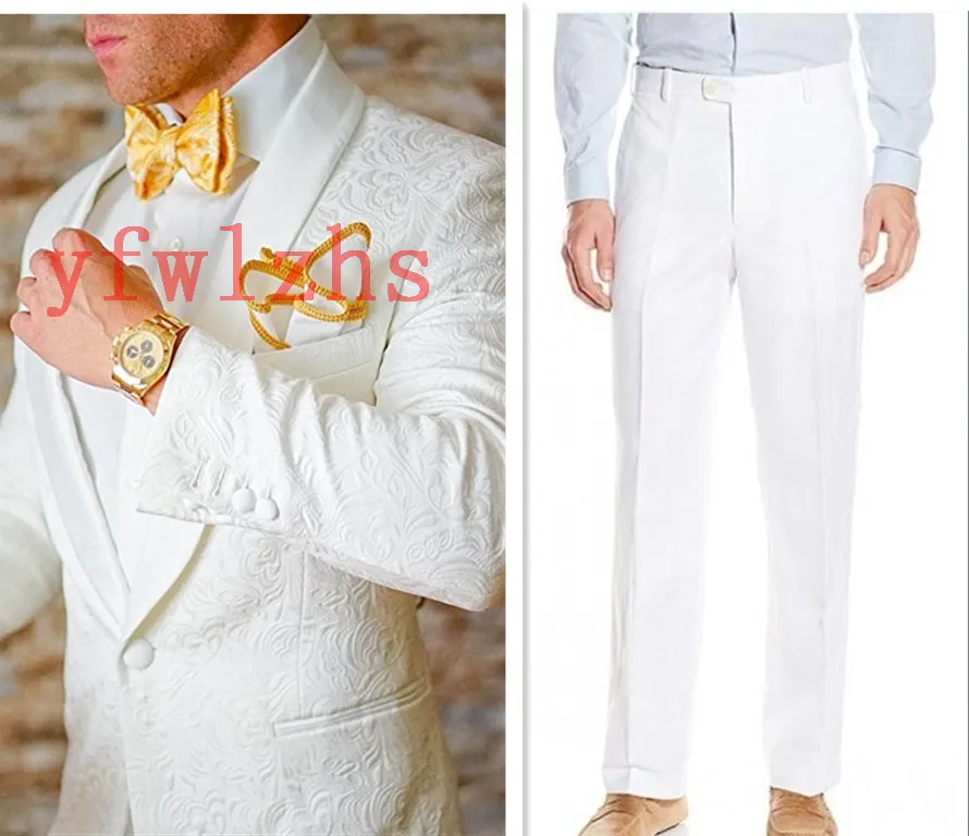 Groomsmen Hecho a medida Groomlo Valor de la solapa de chal Suits Men trajes de la boda Cena de graduación Man Blazerjacket Pants la corbata T206253V