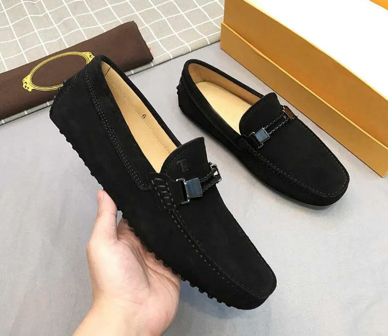 Toppar Helt nya T0d Herr Gommino Loafers Klänning Drive Designer Kontor Fritid Skor i äkta läder storlek 38-44