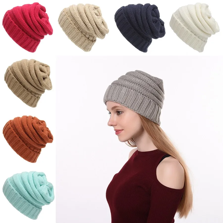 ファッション女性のビーニー暖かい冬の屋外ニット帽子17色の女の子厚いウールの頭蓋骨豆パーティー帽子海の出荷DDA590