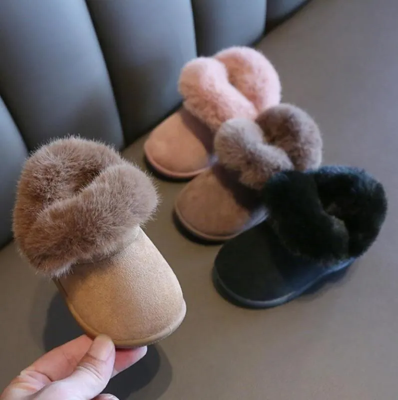 Erkekler Snow Botlar Kış Sıcak Çocuk Ayak bileği patik Peluş Peluş Sıcak Slip-On Açık Bebek Yürümeye Başlayan Yürümeye Başlayan Botlar Çocuklar Yağmur Çimleri Spor Ayakkabı