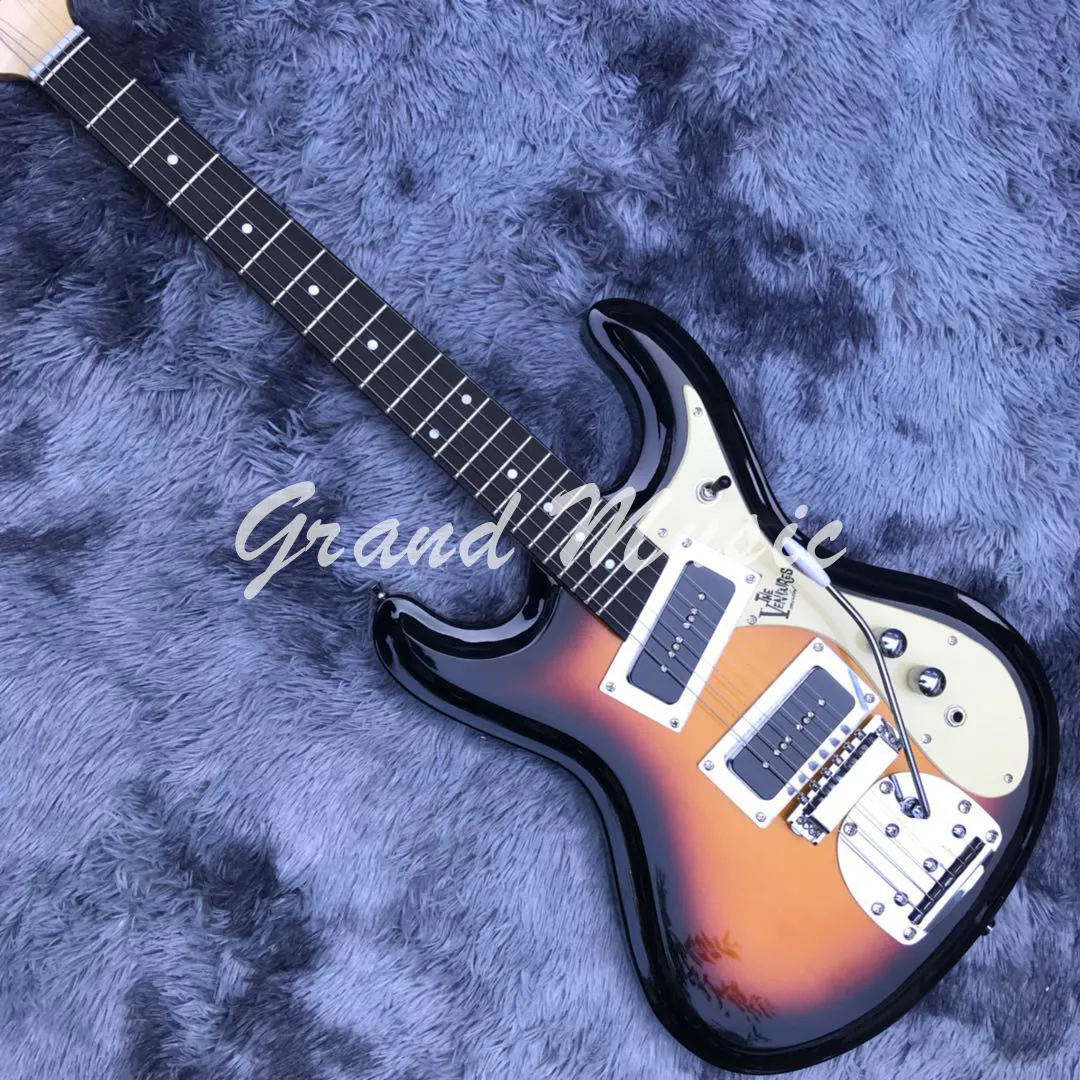 サンバーストの P90 ピックアップを備えたカスタム Mosrite 1966